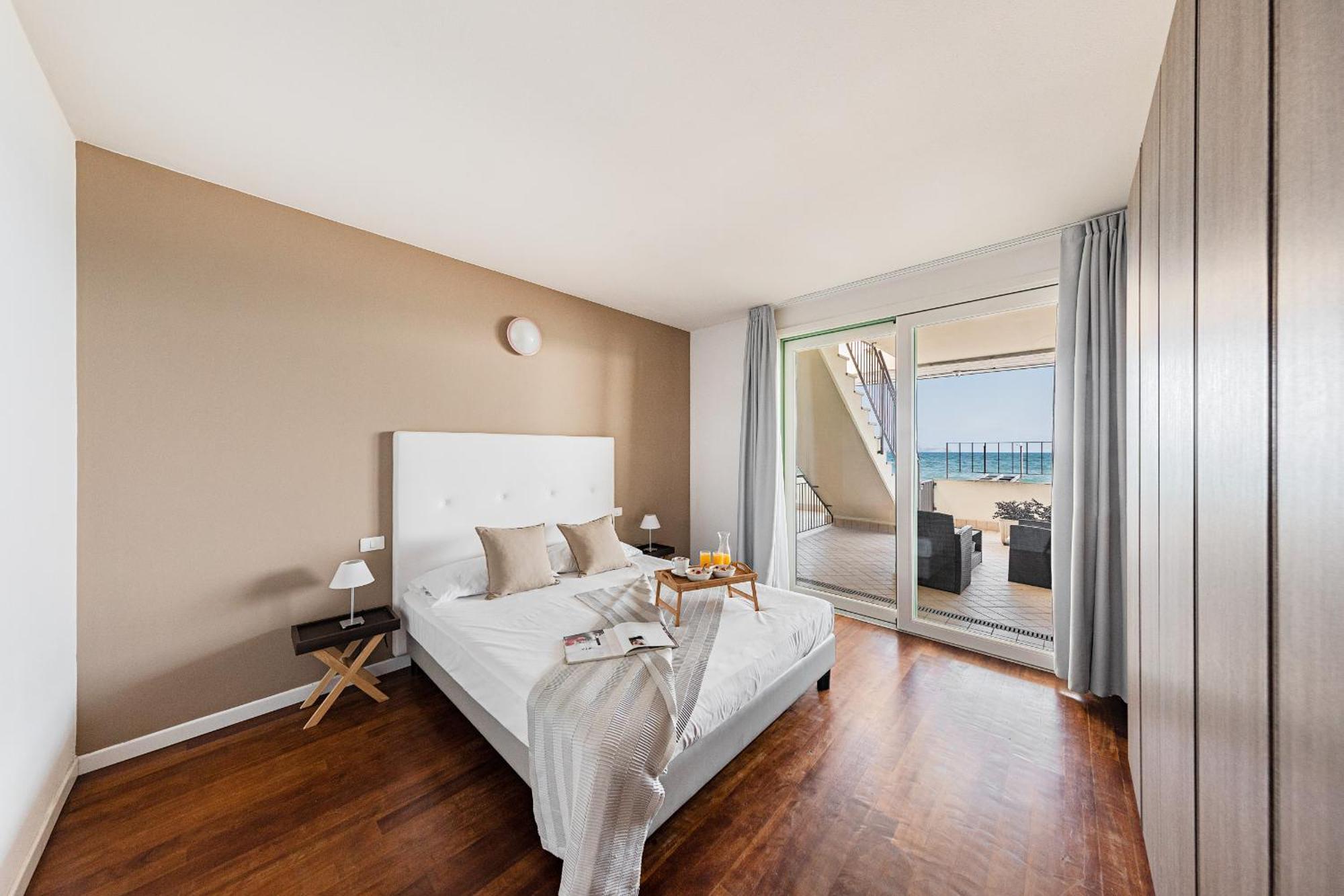 דסנזאנו דל גארדה Residenza Miralago III By Wonderful Italy מראה חיצוני תמונה