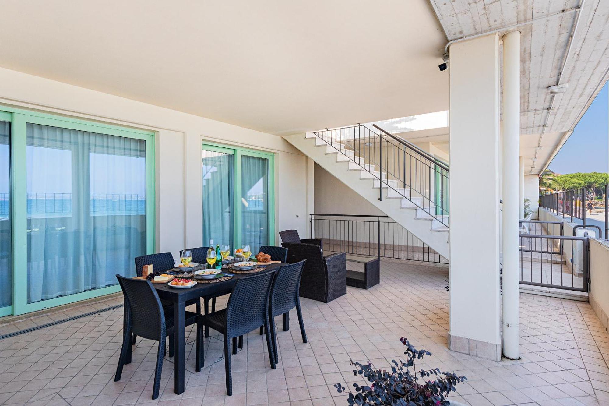 דסנזאנו דל גארדה Residenza Miralago III By Wonderful Italy מראה חיצוני תמונה