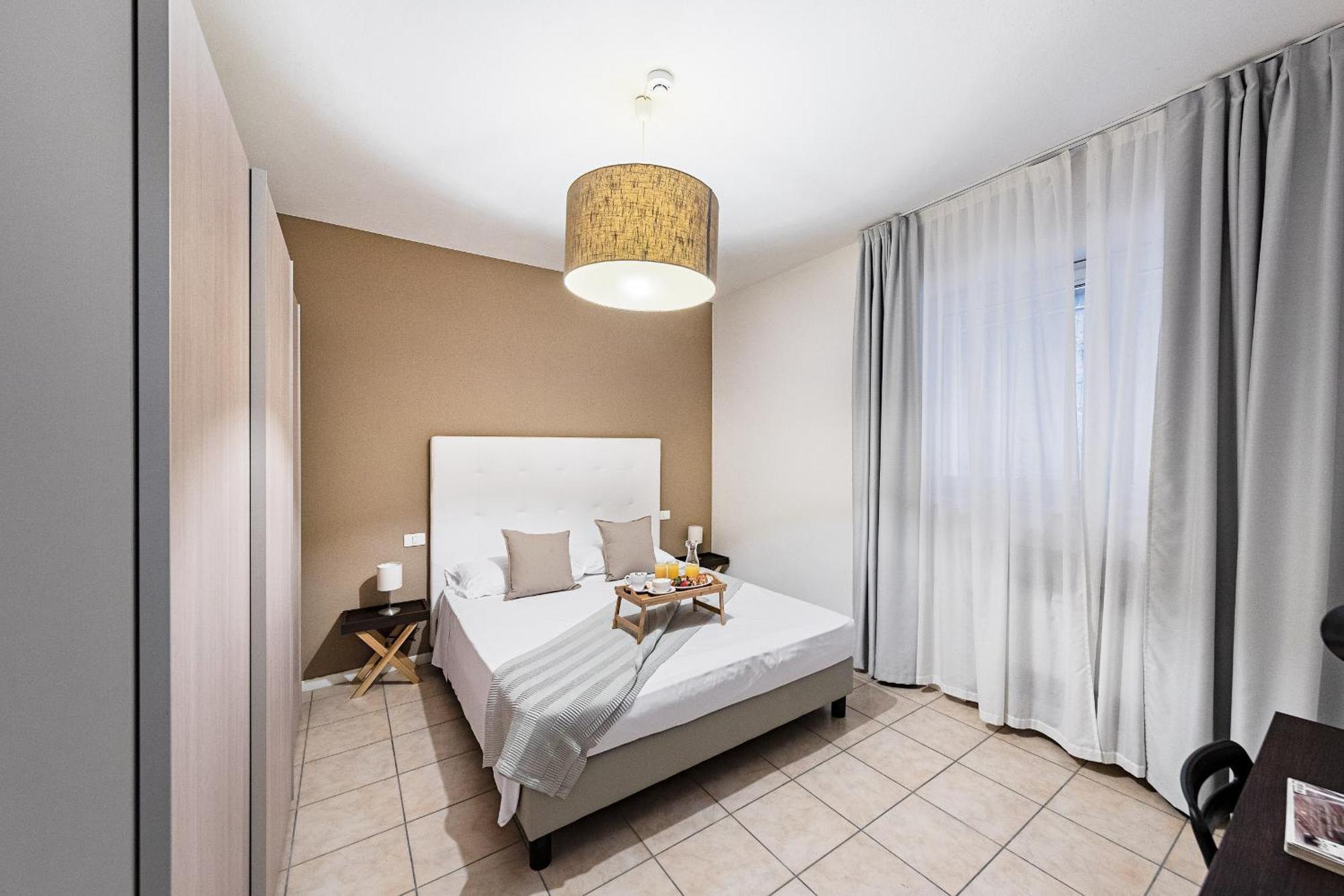 דסנזאנו דל גארדה Residenza Miralago III By Wonderful Italy מראה חיצוני תמונה