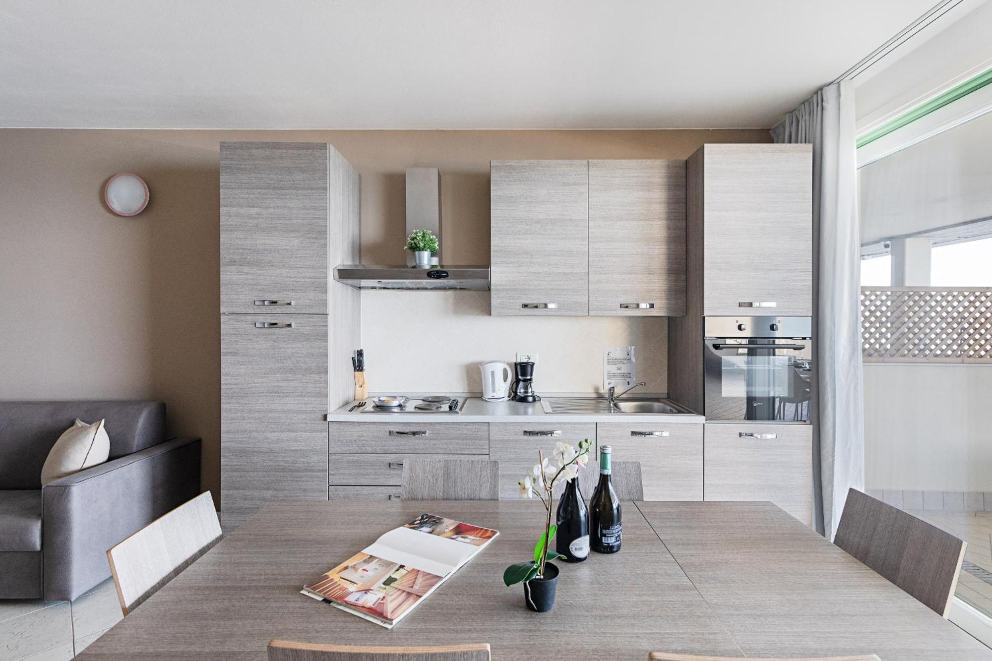דסנזאנו דל גארדה Residenza Miralago III By Wonderful Italy מראה חיצוני תמונה
